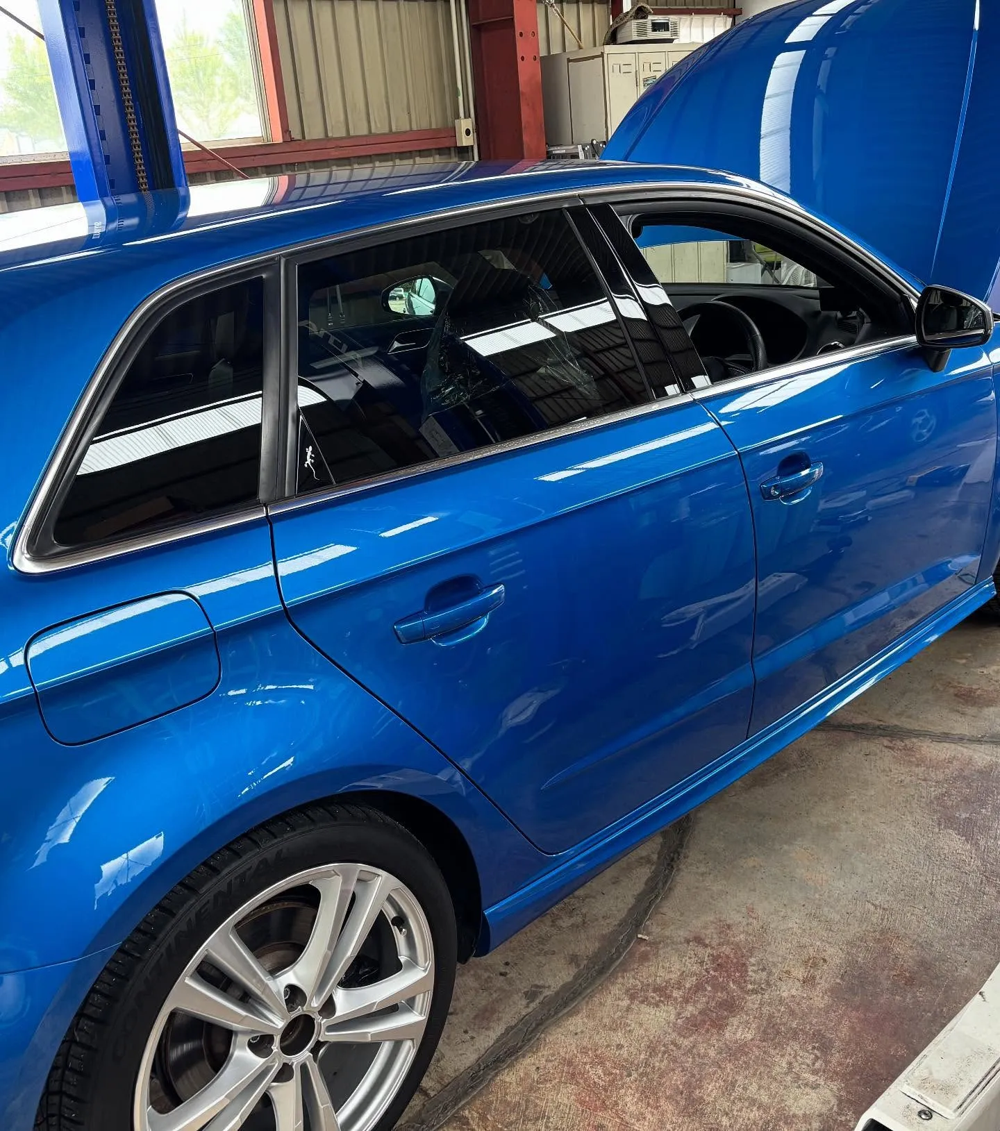 先日は2019年モデルのアウディS3（8VDJH）の法定12...