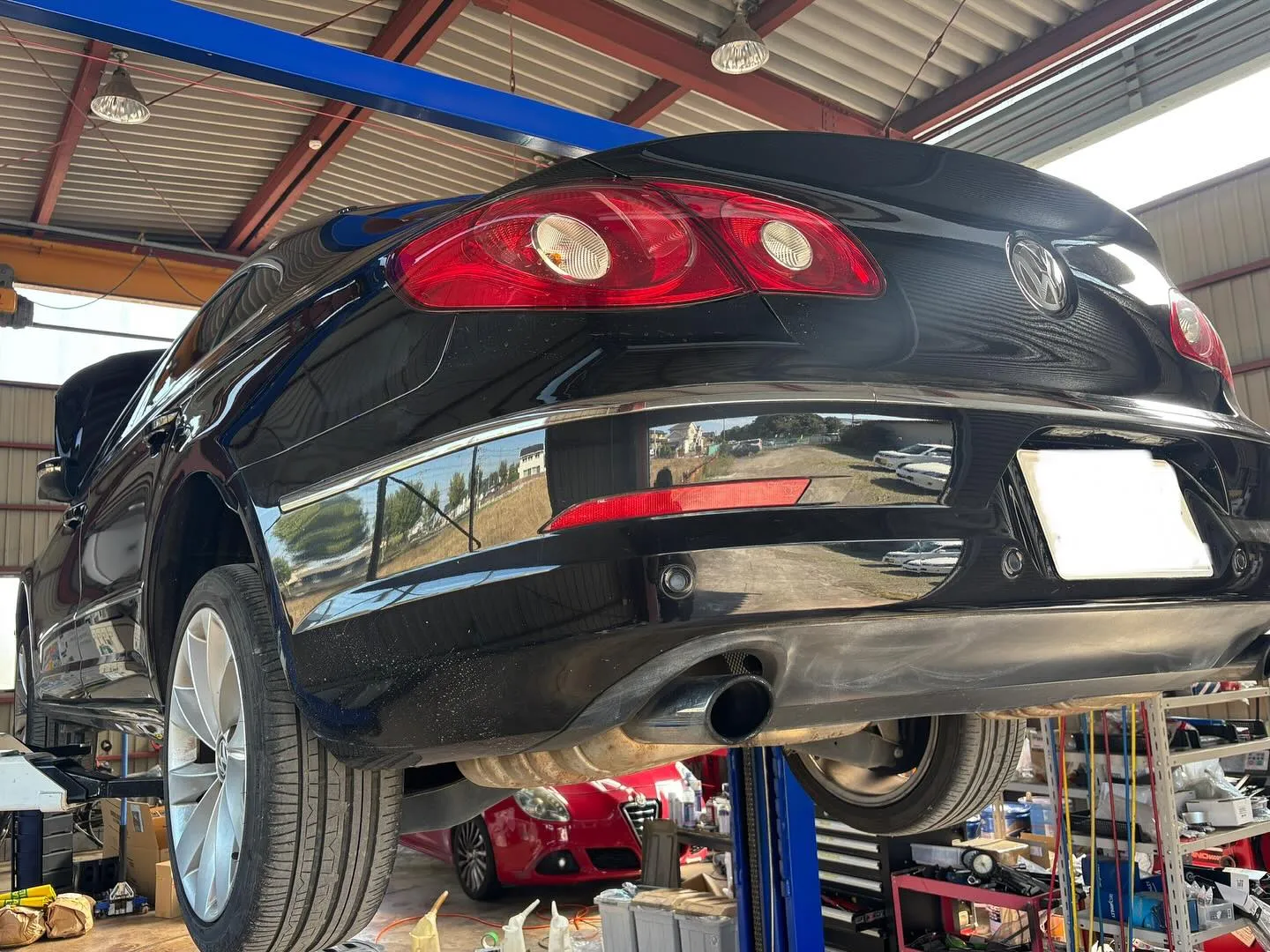 最近、2010年モデルのパサートCCを車検整備でお預かりいた...