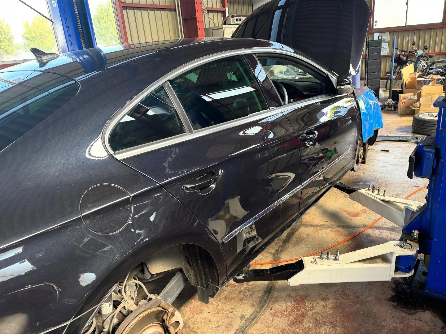 最近、2010年モデルのパサートCCを車検整備でお預かりいた...