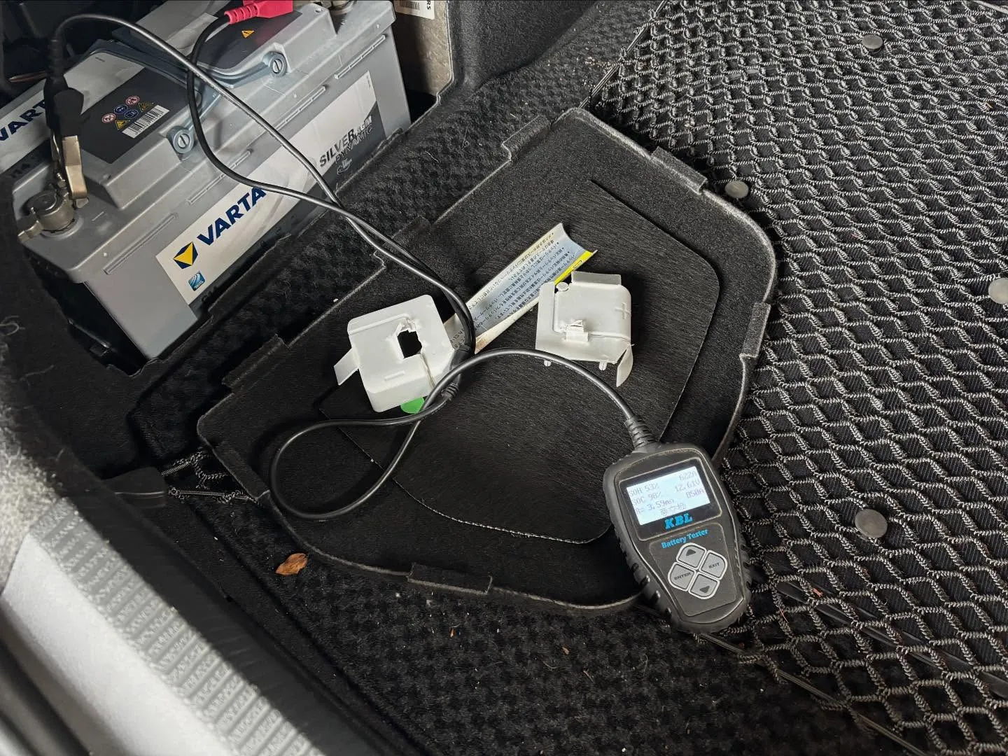 最近、2010年モデルのパサートCCを車検整備でお預かりいた...