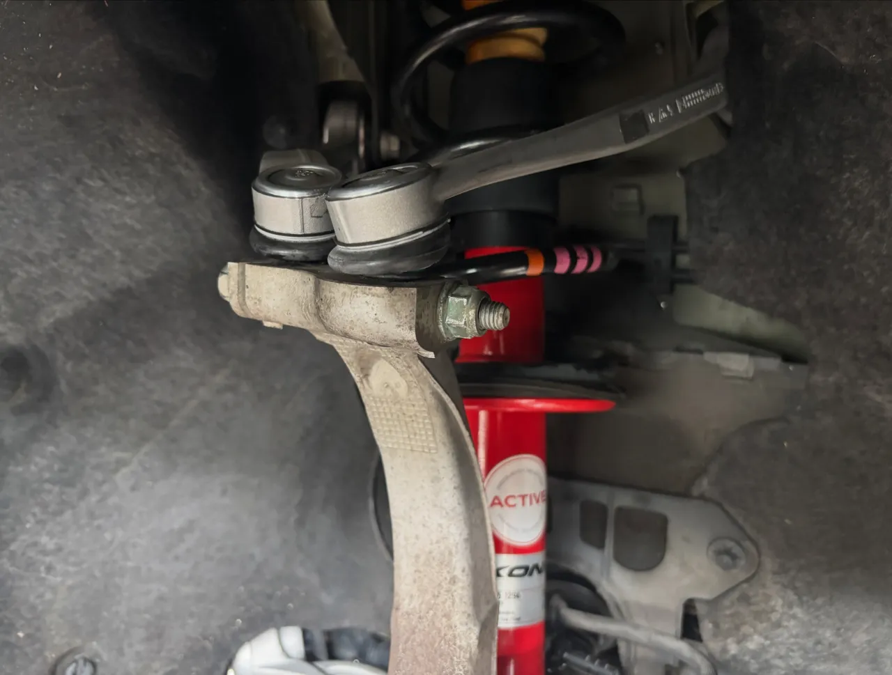 愛車のアウディA6、また元気に走り出します。